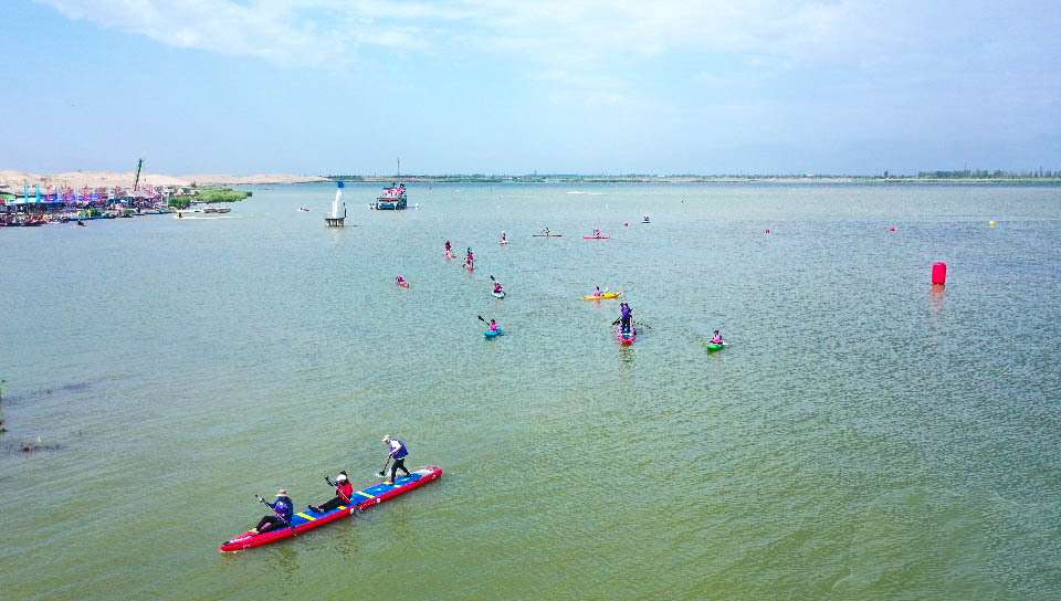 2022中国摩托艇联赛在宁夏沙湖开赛