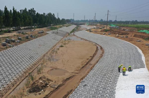 河北新河：“水系连通及水美乡村建设”项目施工正酣