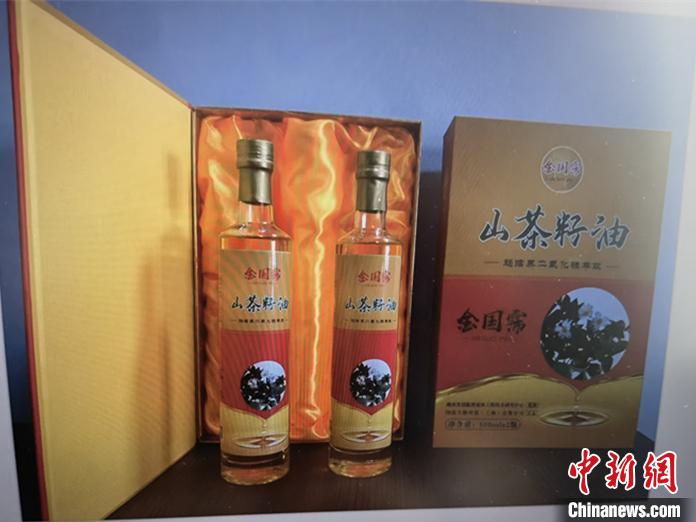 上海：普通山茶籽油“变身”万能保健品 数百名老人被骗走养老钱