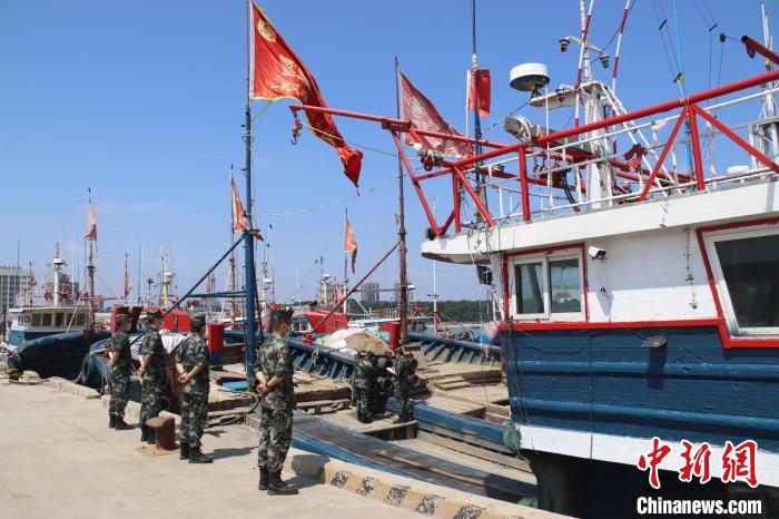 中国黄渤海休渔期结束大连海域进入秋捕季