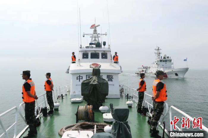 中国黄渤海休渔期结束 大连海域进入秋捕季