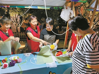 宁波这个平均年龄65岁的巧手编织队 爱心义卖资助困难老人