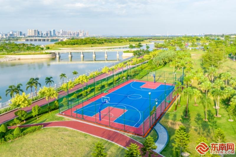 厦门市首个智慧体育公园正式揭牌 对市民免费开发