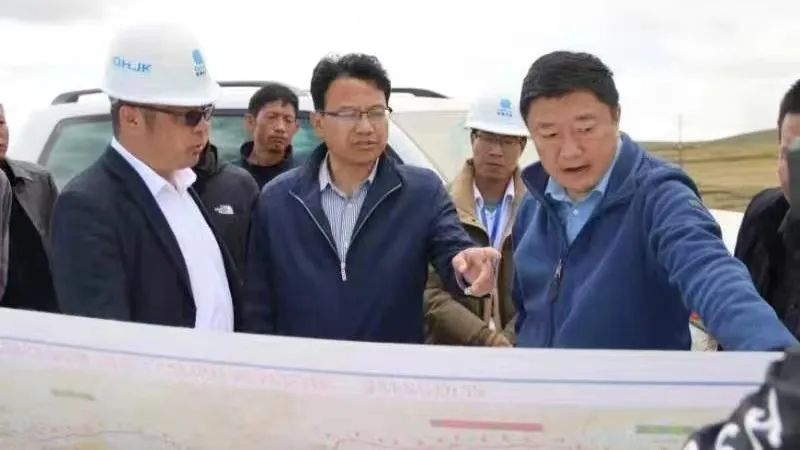 青海治多县：县城至索加“生态公路”全线贯通，结束了县乡际不通油路的历史