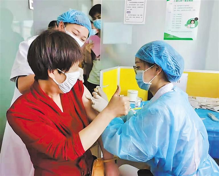 石嘴山：送医上门解民忧
