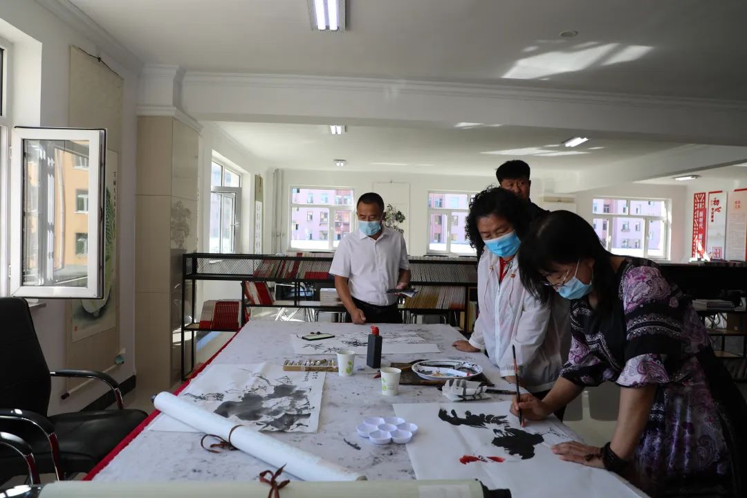 新时代新征程新伟业丨“一刻钟社区服务圈” “圈”出群众幸福感