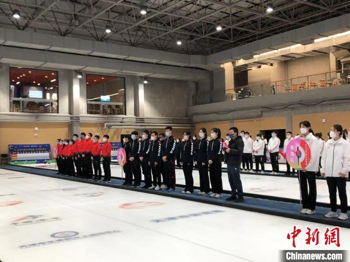 首届中国冰壶联赛天津蓟州站开赛
