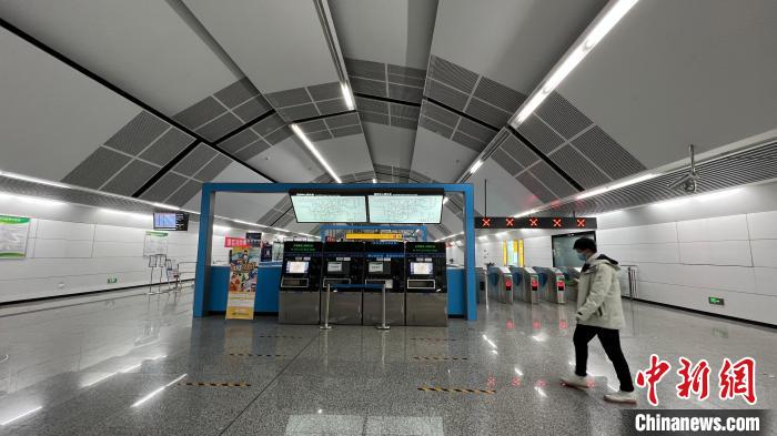 重庆轨道交通全部恢复运营