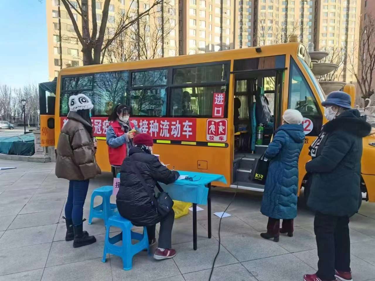 宁夏银川：2000支小分队架起服务保障连心桥