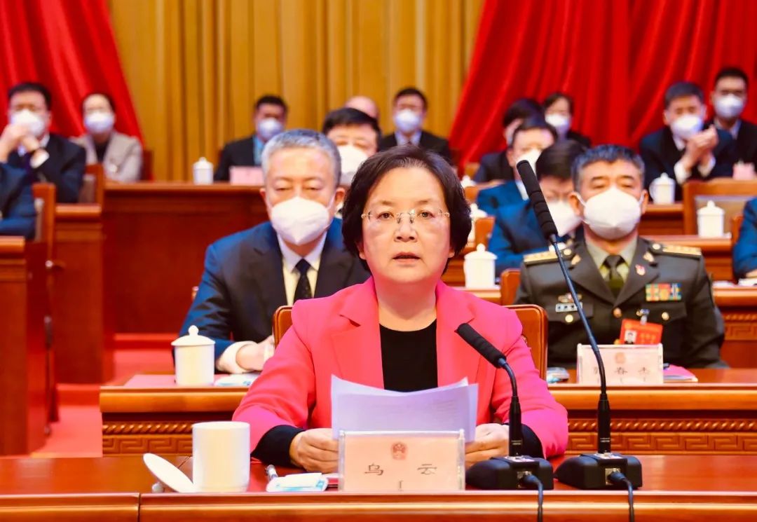 内蒙古包头市十六届人大二次会议胜利闭幕