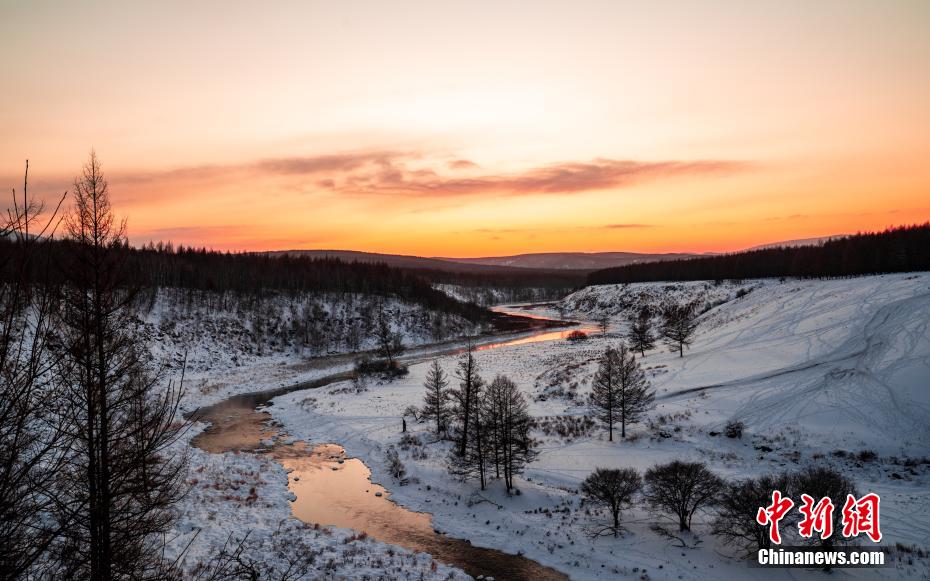 内蒙古阿尔山：“藏”在冰雪中的不冻河