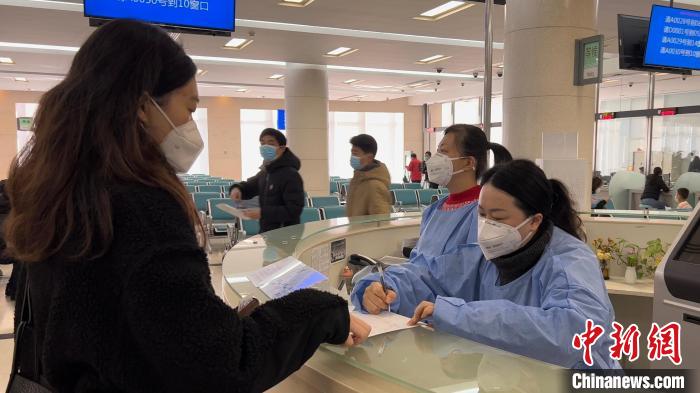 上海有序恢复出国（境）证件办理 办证窗口全量开放