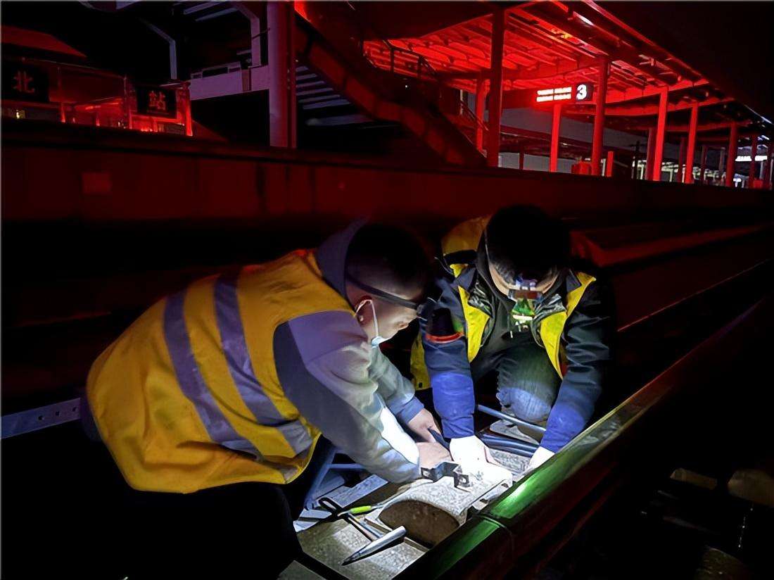 沪昆高速线高铁信号设备安全专项整治工程圆满收官