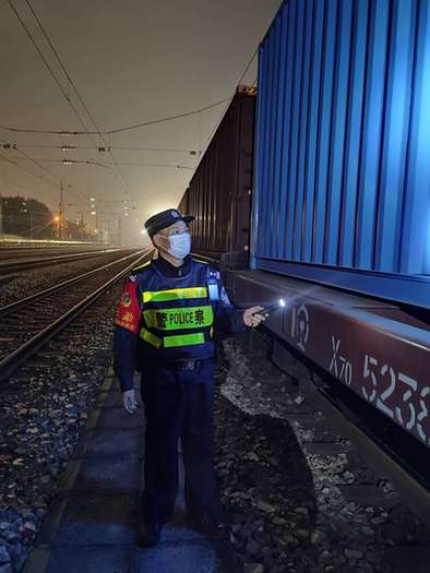 一个警务区，一个人一守就是18年
