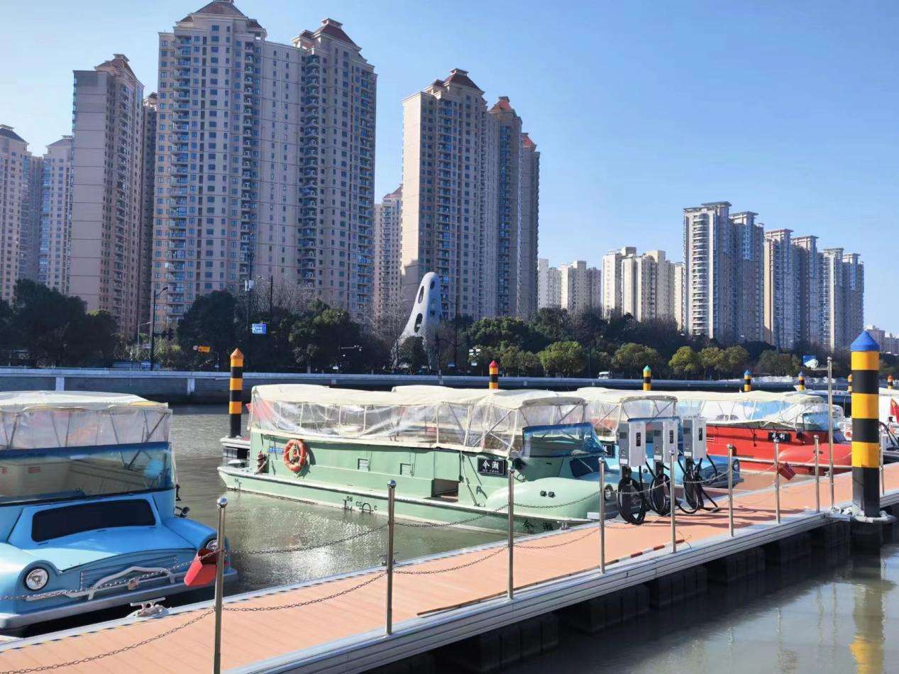 上海苏河沿线最大滨水空间——“半马苏河”公园揭幕