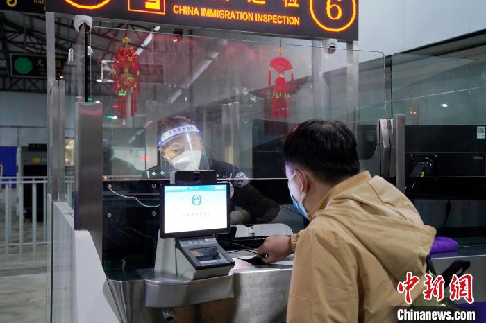 “乙类乙管”实施满月 云南河口口岸出入境人员达10.7万人次