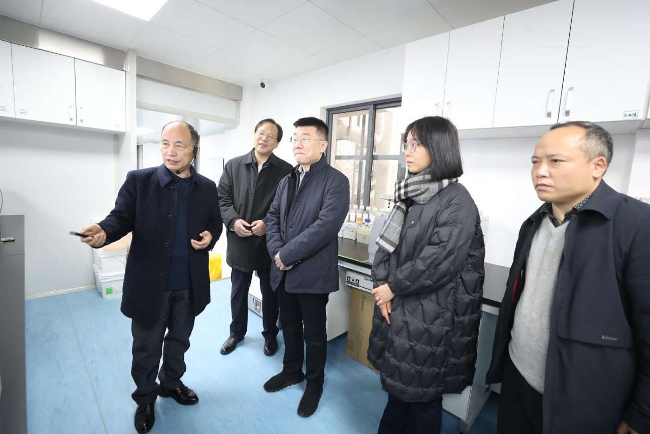 湖南社科院一行在南华大学进行调研