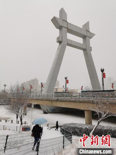 青海：降雪范围几乎波及全省 多条高速公路受影响