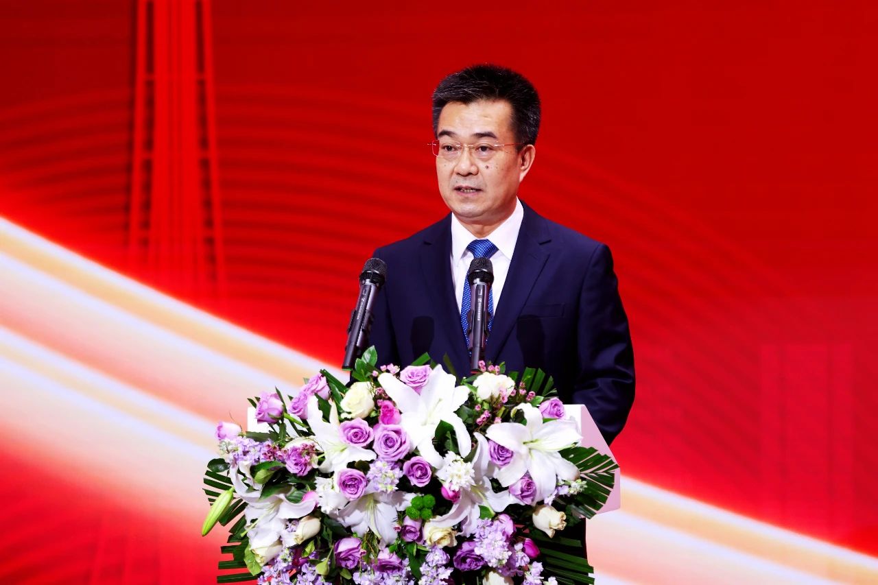 全国首家！黑龙江省全媒体中心揭牌成立