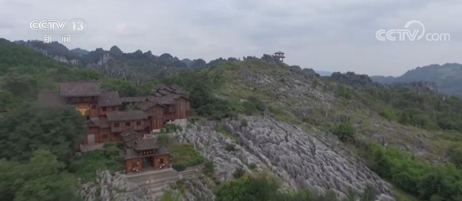 升级旅游新场景 四川兴文石海景区迎来“研学游”热潮