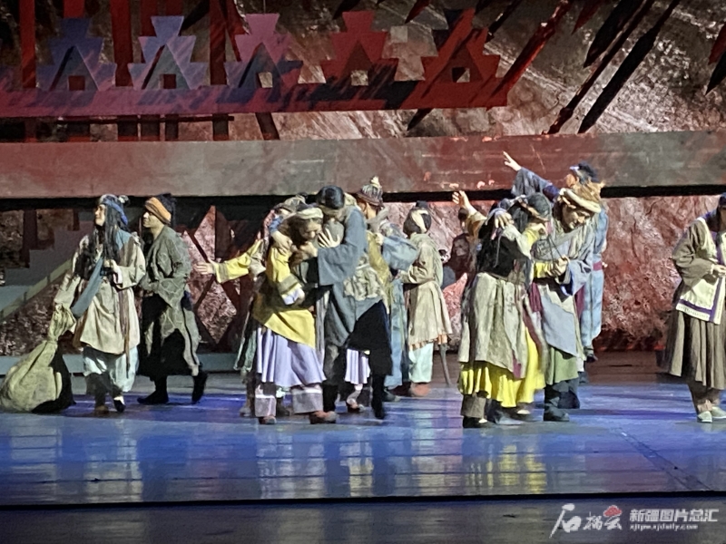 歌舞剧《班超》在乌鲁木齐上演