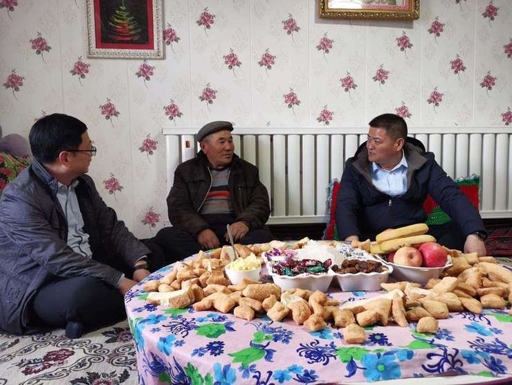 河南援疆干部老陈的心事