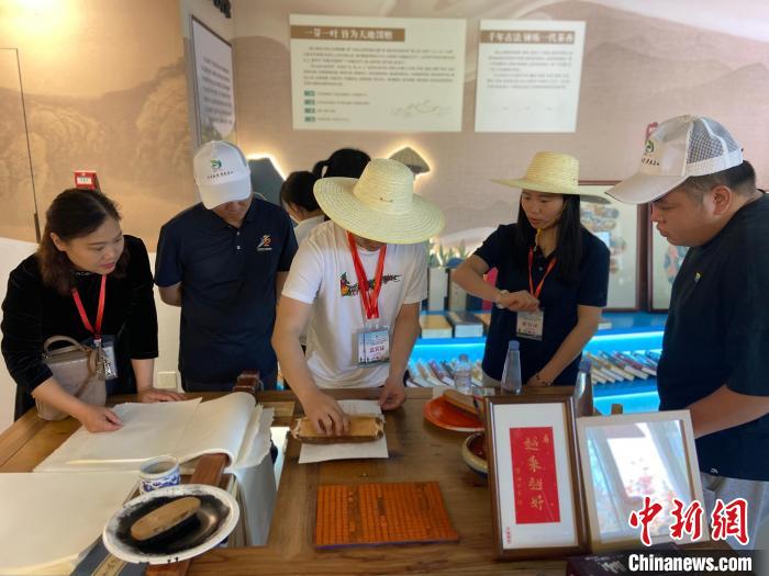 湖北英山：毕昇纪念园开园迎客
