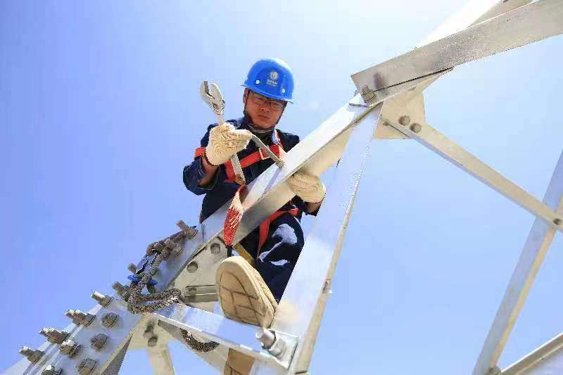 “疆煤外运”主通道将淖铁路220千伏外部供电工程进入调试阶段