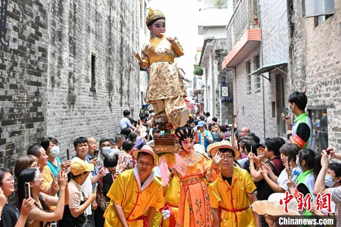 阔别三年今日回归！一齐来广州番禺沙湾看飘色