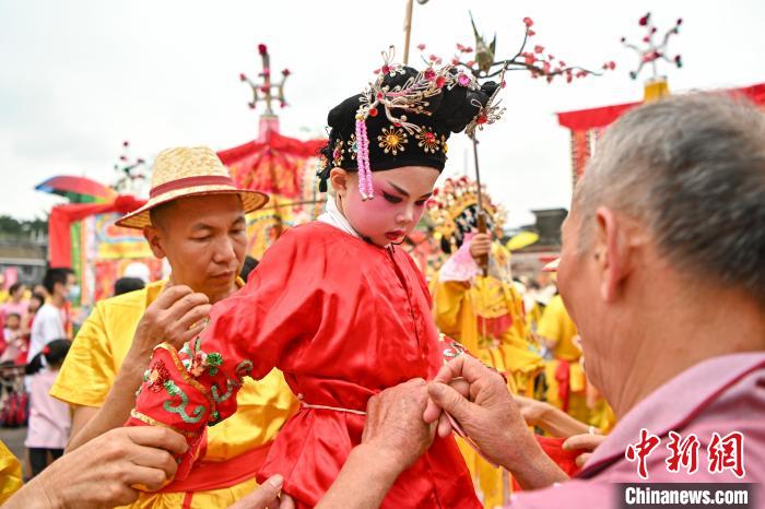 阔别三年今日回归！一齐来广州番禺沙湾看飘色