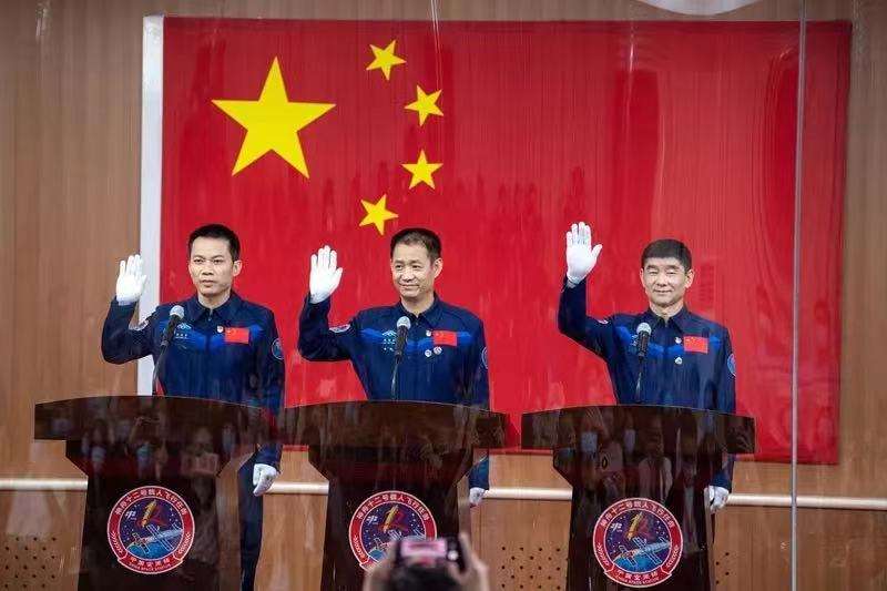 为“美好”而生，东华大学服装与艺术设计学院三十载创造传承美