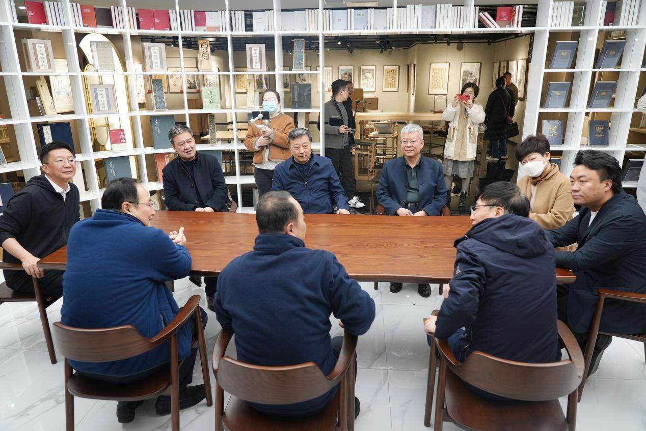 宁夏政协文史委“委员读书”交流研讨《百万大移民》