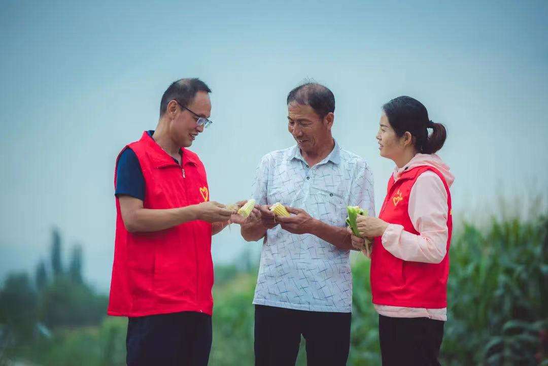 我和我的村丨跑成了“泥腿子”
