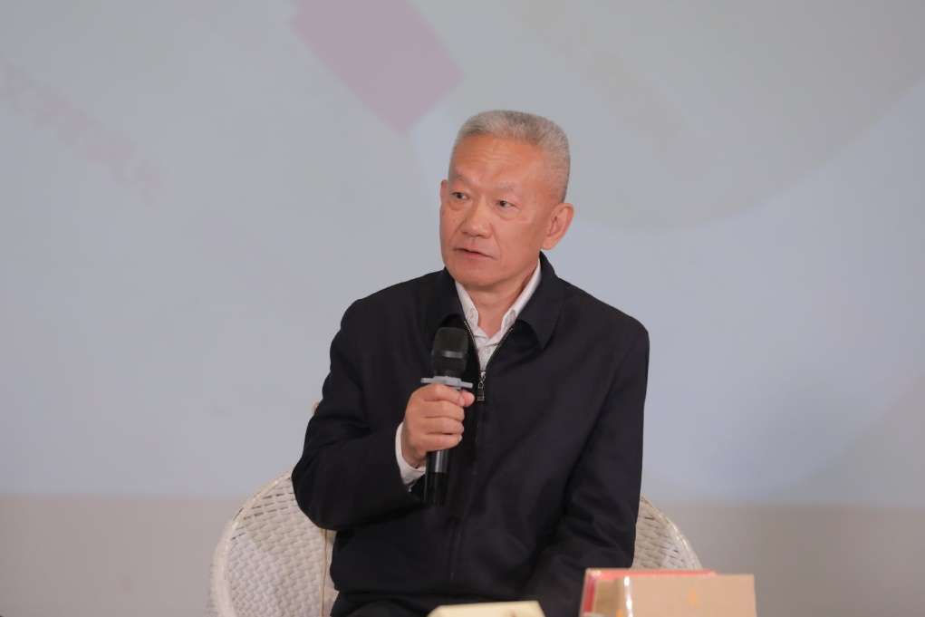 当代文学创作与出版高端访谈在广西桂林举行