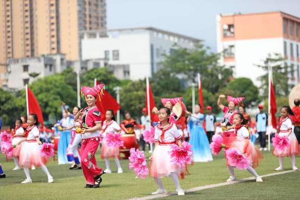 南宁市第十二届少数民族传统体育运动会在上林县开幕
