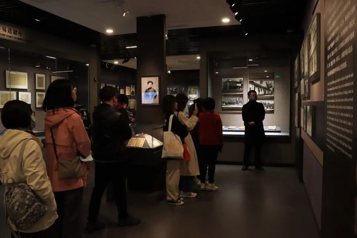 “品鲁博，争先锋”——西城区科协组织机关党员干部参观北京鲁迅博物馆