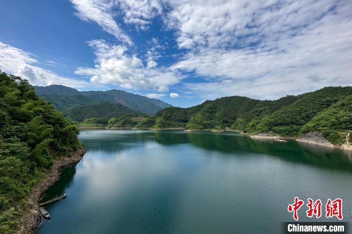 探访广西落久水利枢纽：从千米鱼道窥见生态之美