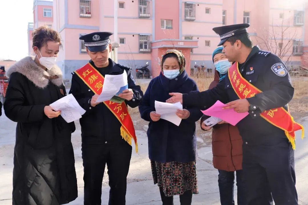 清冽的爱，只为边关石榴红——走进新疆哈密市伊吾县下马崖边境派出所