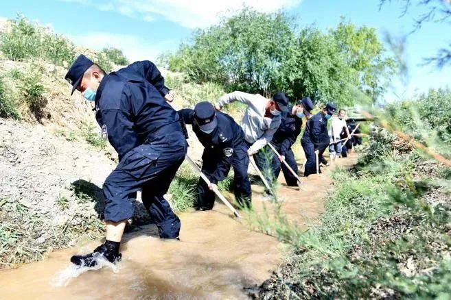 清冽的爱，只为边关石榴红——走进新疆哈密市伊吾县下马崖边境派出所