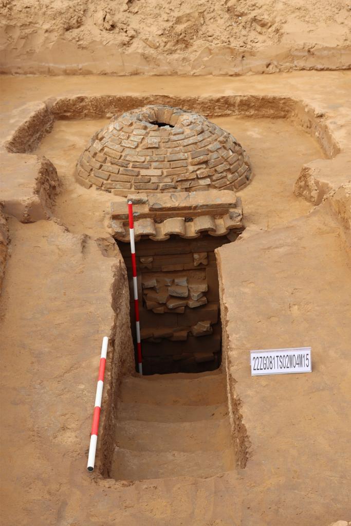 河南考古发现22座古墓