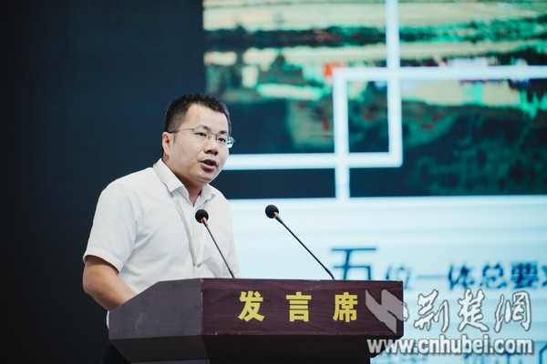社科专家学者齐聚许家冲 共话乡村振兴