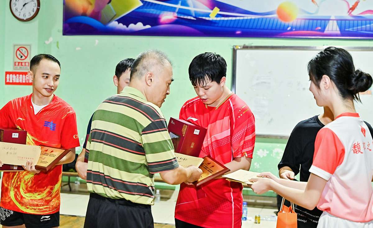 南宁市“十强十杰”乒乓球比赛落幕 9