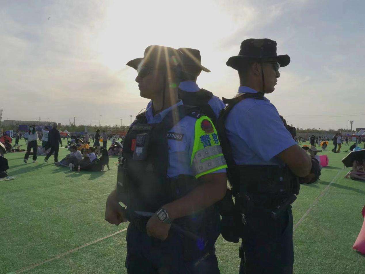 盛夏高歌 守护欢乐 7c4da57af7cae5fc1b3ef52a82c0eae