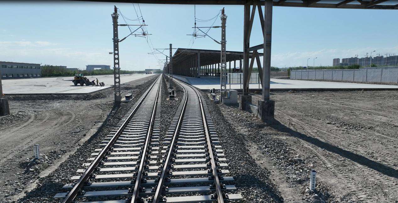 霍尔果斯综合保税区铁路专用线正式开通 微信图片_20230831231629