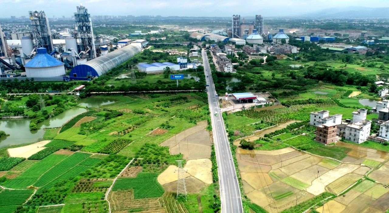 广西贵港公路发展中心：为服务实体经济注入强动力