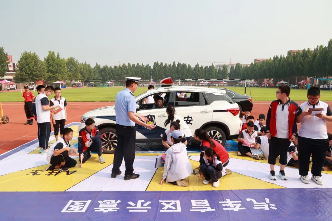 昨天，全寿光的孩子都很羡慕圣城中学的孩子！