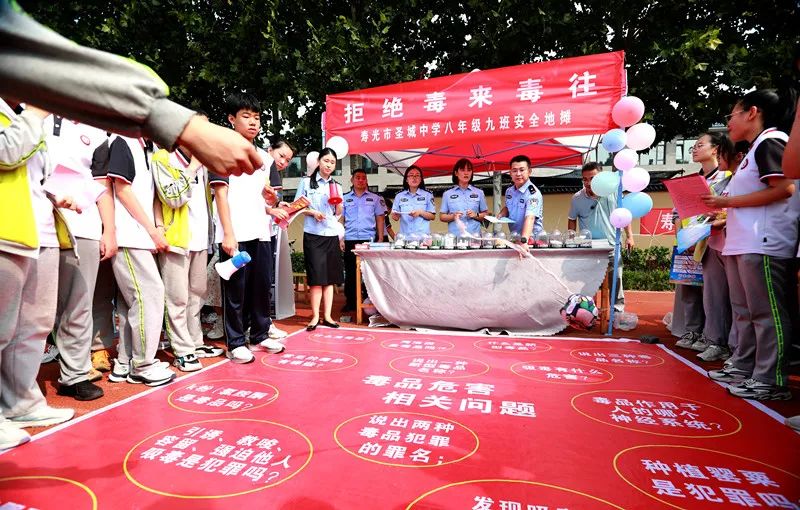 昨天，全寿光的孩子都很羡慕圣城中学的孩子！