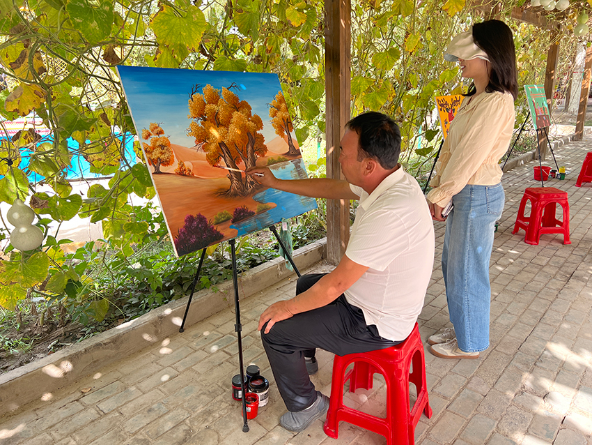 沿着河湖看新疆丨刀郎农民画：乡村振兴入“画”来