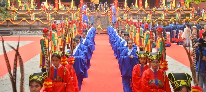 崇州文庙祭孔大典拉开“双节”传统文化周序幕 崇州文庙祭孔大典拉开“双节”传统文化周序幕