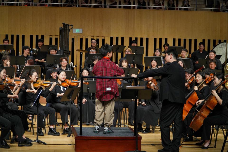 特别的音乐课，山东艺术学院师生携千余中小学生走进省会大剧院